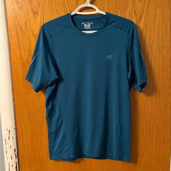 Arc'teryx Other - Arc’Teryx T-Shirt